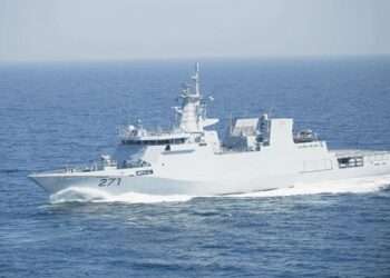 پاک بحریہ کے جہاز یرموک نے  ایک ارب ڈالر مالیت کی منشیات ضبط کرلی