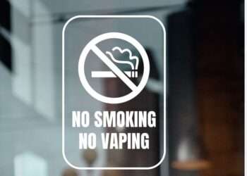 مالدیپ:  نئی نسل کیلئے تمباکو نوشی پر مکمل پابندی