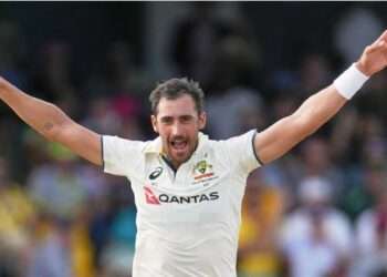 mitchell starc 3