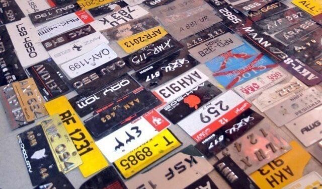 کراچی : فینسی نمبر پلیٹس والی موٹرسائیکلوں اور گاڑیوں کیخلاف کریک ڈاؤن کا فیصلہ